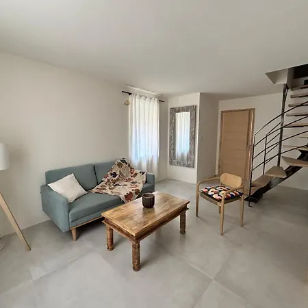 Holiday home Maison Ela