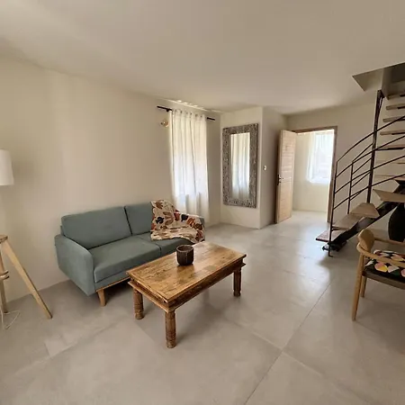 Maison Ela Holiday home